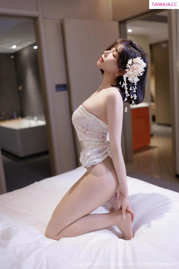 陈芝 芝芝Booty [XiuRen]高清写真图 2025.03.20 No.10048 徐莉芝Booty 婀娜妩媚第71张图片